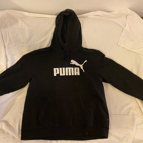 PUMA Men's Black and White Logo Hoodie - Picture 1 of 5